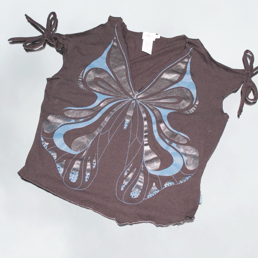 Y2K vintage Calvin Klein butterfly graphic tee - Picture 2 of 5